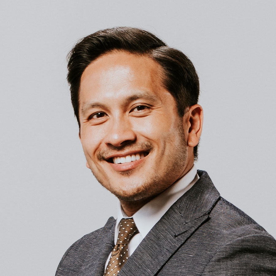 HYZIAK - wywrotki - koparki - roboty ziemne - ładowarki - walce - zamiatarki - zagęszczarki - wynajem maszyn